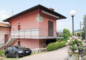 Parco Rosa with 1 bedrooms and 1.5 bathrooms