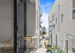 Pier Point 203 @ The Geelong Waterfront