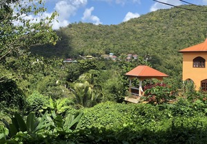 Pool, Grill, 2 Minute Walk To Water. Your stay supports local children in need!