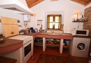 Quiet and cottage in the estate Casas da Cerca near Troviscais