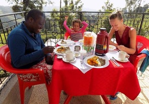 Ranges View Lodge - Triple Room with Private Bathroom