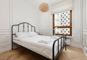 Rent like home - Aleja Solidarności 60B III