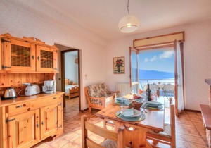 Residence Bellevue 7, Tremosine, Italy