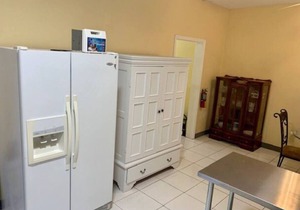 S3 BP - UP TO 30% OFF | Steps to Beach