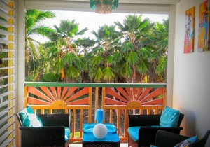 SAINT FRANCOIS ANSE DES ROCHERS Studio de la Plage sea view beach 100 meters away