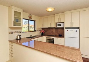 Shoreline Unit 2 1 Intrepid Close