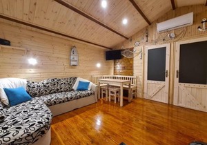 Siedlisko nr 4A nad jeziorem Skarlińskim, jezioro, mazury, domki letniskowe