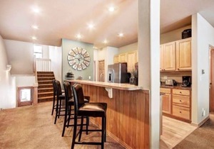 Ski In-Out to 4 Oclock Run Breck! Private Hot Tub