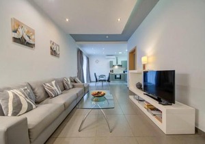 Sliema 2 Bedroom close to seafront