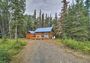 Soldotna Cabin w/ Essentials- 4 Mi to Fishing