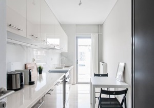 Spacious & Airy 1BR Apartment near HELEXPO Marousi