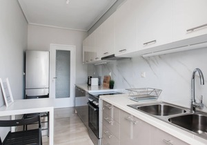 Spacious & Airy 1BR Apartment near HELEXPO Marousi