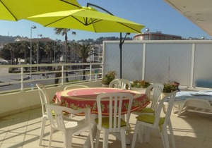Spacious T3 with terrace and pool in Cavalaire-sur-Mer