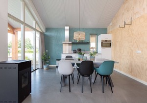 Stay in our energy-neutral Eneva 6 bungalow with private jetty.