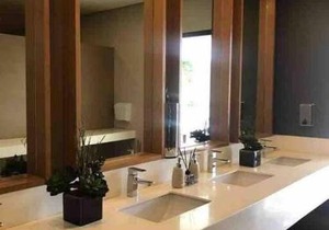 Studio at viceroy t4 Florence way