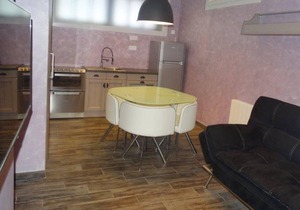 Studio in the heart of the village