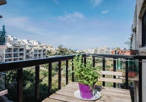 Stylish 3 Bedroom Apartment - St. Julians - 5 mins from Balluta Bay