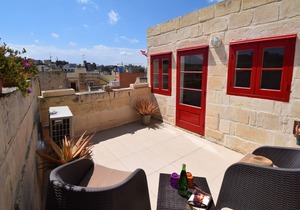 Stylish and characterful townhouse - views, A/C