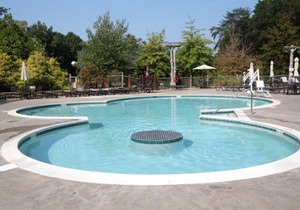 Sumptuous Shenandoah Crossing, 2 Bedroom Resort Cabin, Just A Mile To Your Favorite Destinations