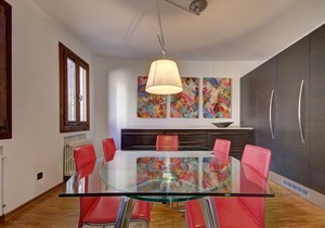 SUNNY CANALVIEW 4pax, wifi, aircond