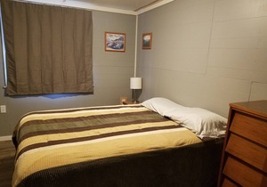 Surf Haven Unit S w/ fire pit walking distance to surfing beaches