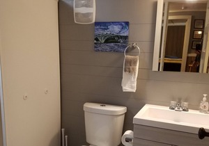 Surf Haven Unit S w/ fire pit walking distance to surfing beaches