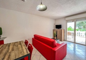 T2 vue mer by Interhome