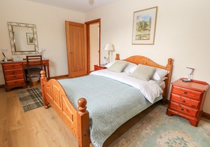 The Brambles, BANGOR-ON-DEE