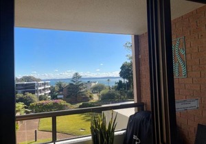 The Commodore, 23,9-11 Donald Street - Delightful unit with gorgeous water views, air con and wi-fi