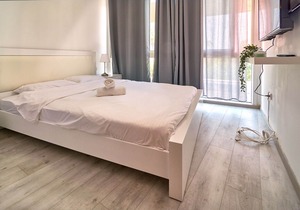 The Resort House - Amazing 3BD Holiday Apartments for Families and Couples.