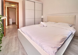 The Resort House - Amazing 3BD Holiday Apartments for Families and Couples.