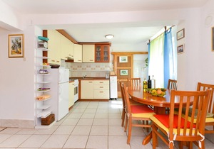 These beautiful and comfortable apartments are located near the sea.