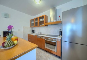 Traditional Villa Bonaca in Sumartin with private pool, Brač Island, near sea