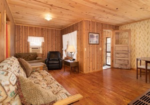 Up North Resort Located on Beautiful Pelican Lake in Nisswa, MN!