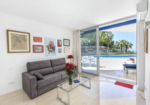 VILLA BAY BLUE by Priority