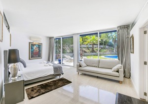 VILLA BAY BLUE by Priority