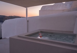 Villa Dusk and Dawn in Fira