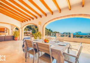 Villa Scarlett by Abahana Villas