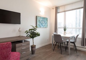 Yaletown Studio with Amazing Views (P1)