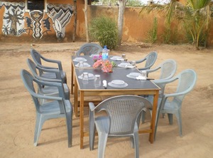 Boxes People | Banfora