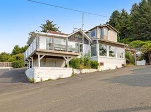 Captain Quarters Depoe Bay | Depoe Bay