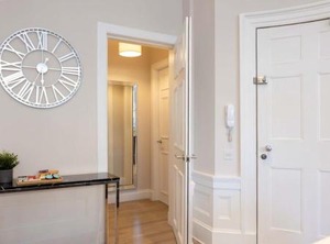 Stafford St | West End