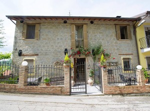 Holiday Roccafluvione Persons | Marsia