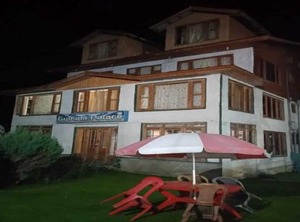 Hotel Gulfam Palace | Laripora