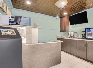 Travelodge | Central Berkeley