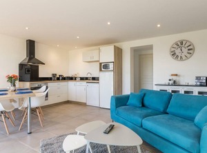 Gite Vains Persons | Vains