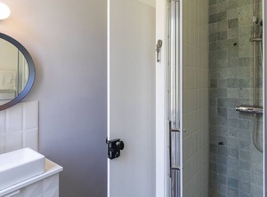 Villa Esterre Persons | Esterre