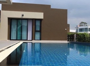 Argyle Phratamnak Pattaya | Na Chom Thian