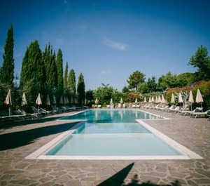 La Piazza Di San Donato