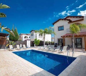 Villa Close The Beach 